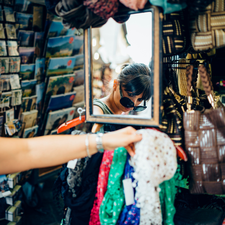 woman shopping in Florence street market